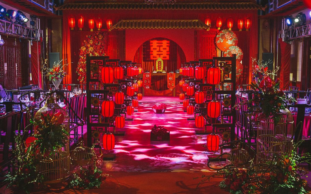 Unconventional wedding in oriental style
